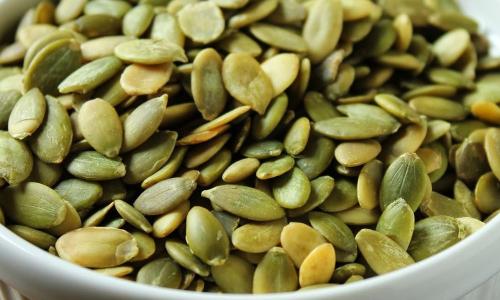 Обнаружен интересный «мужской» эффект от тыквенных семечек