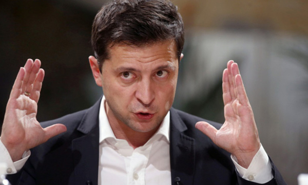 Мешки под глазами Зеленского и Порошенко сравнили